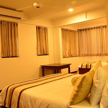 Gloria Grand Hotel Unawatuna Exterior foto