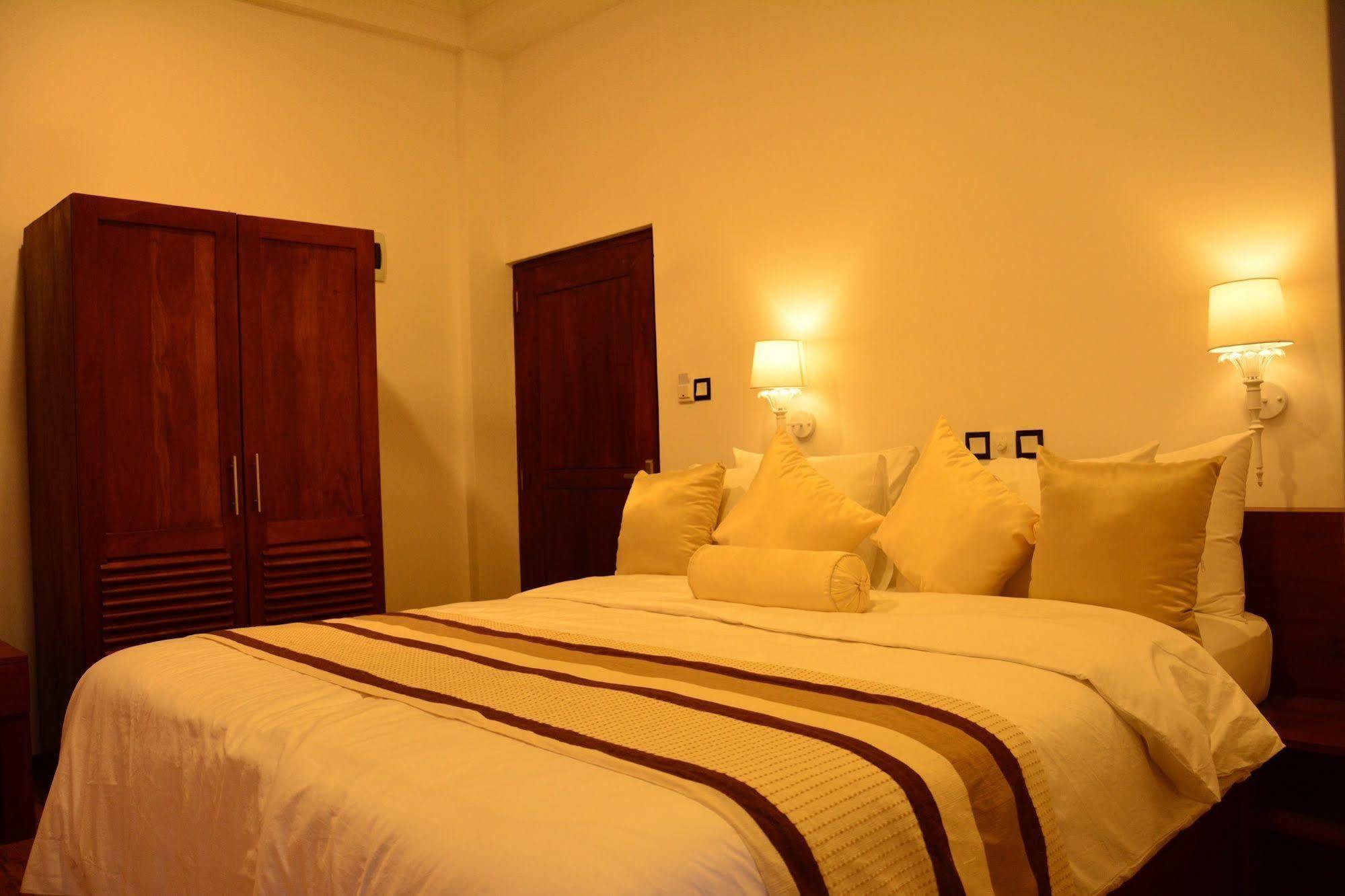 Gloria Grand Hotel Unawatuna Exterior foto