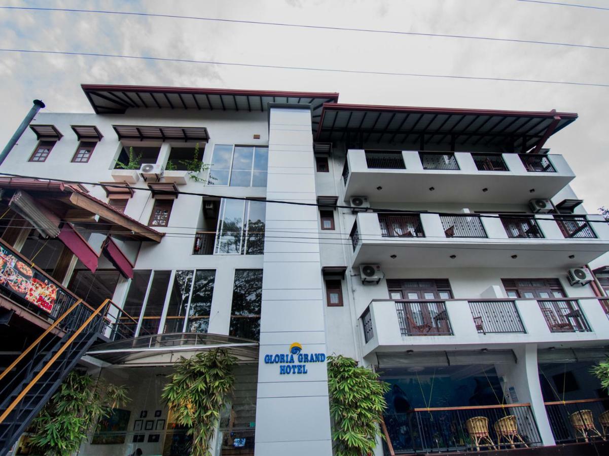 Gloria Grand Hotel Unawatuna Exterior foto
